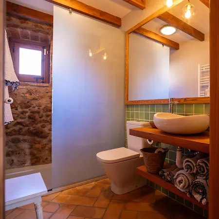 Hotel-masia Farres El Bruc